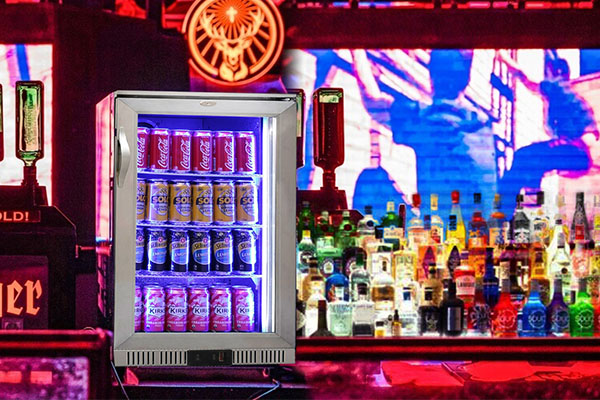 Benefits Of Using Mini Drink Display Fridges In Bars And Eateries